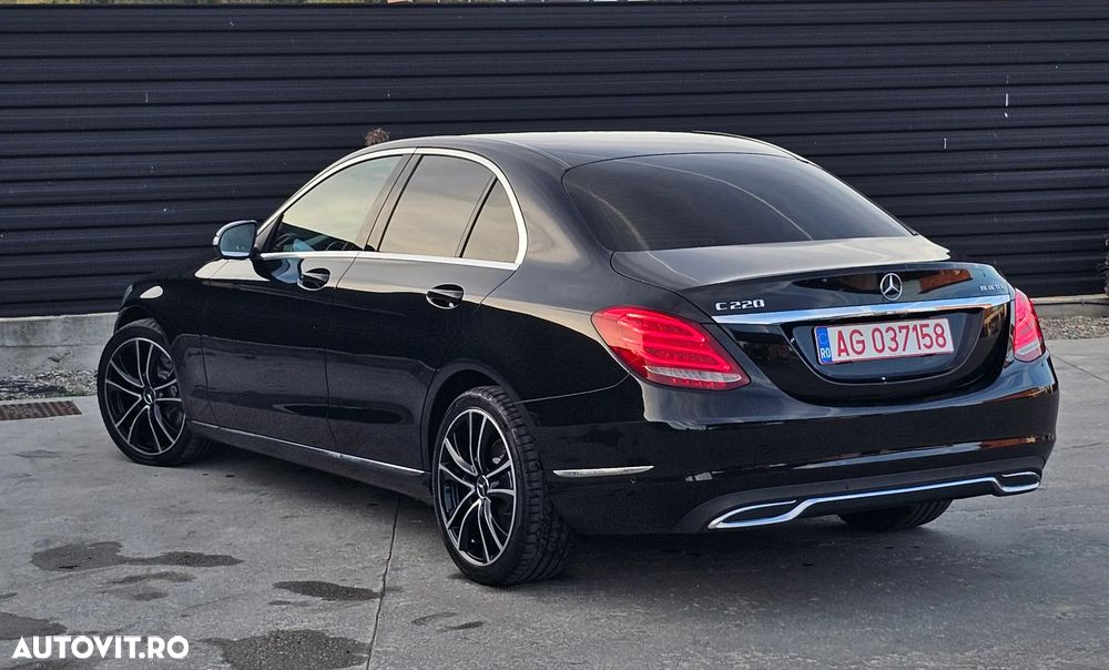 Mercedes-Benz C - 19