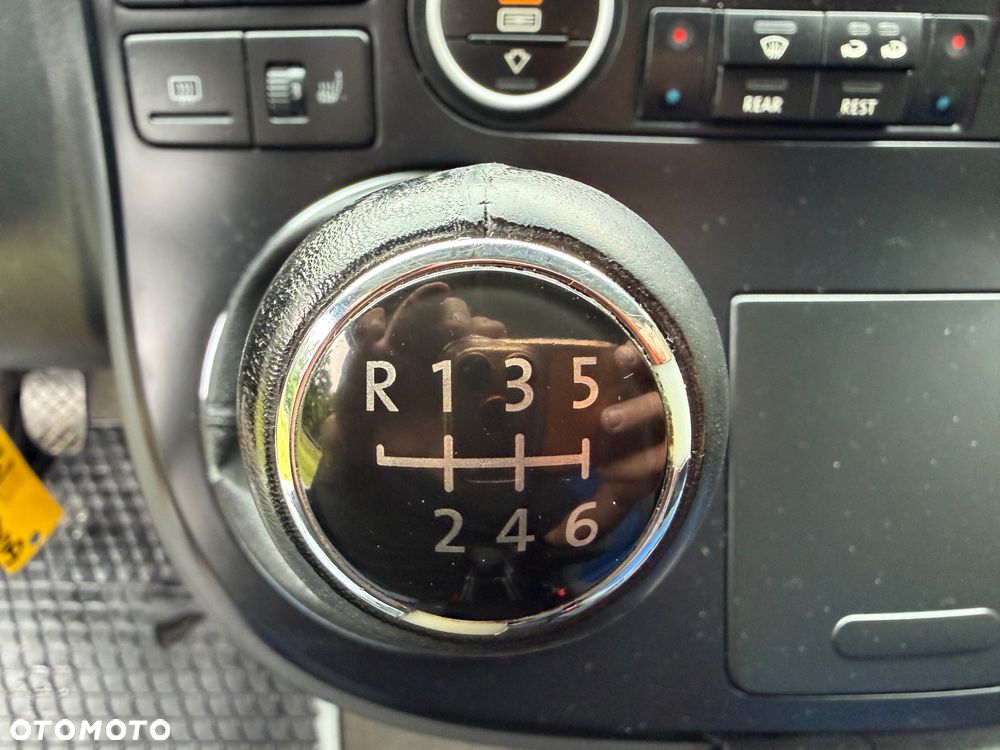 Volkswagen T5 Multivan California Caravelle - 23