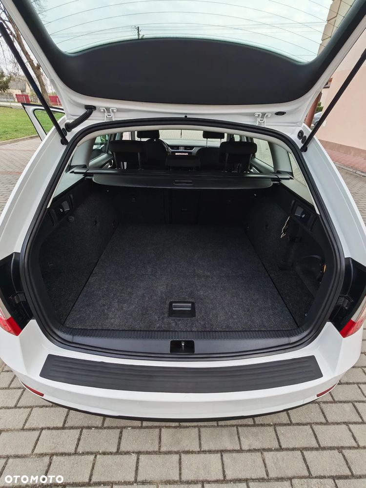 Skoda Octavia - 12