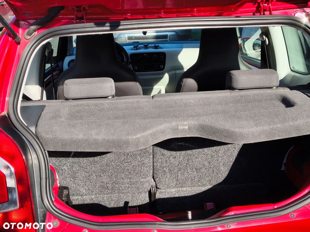Volkswagen up! move - 7