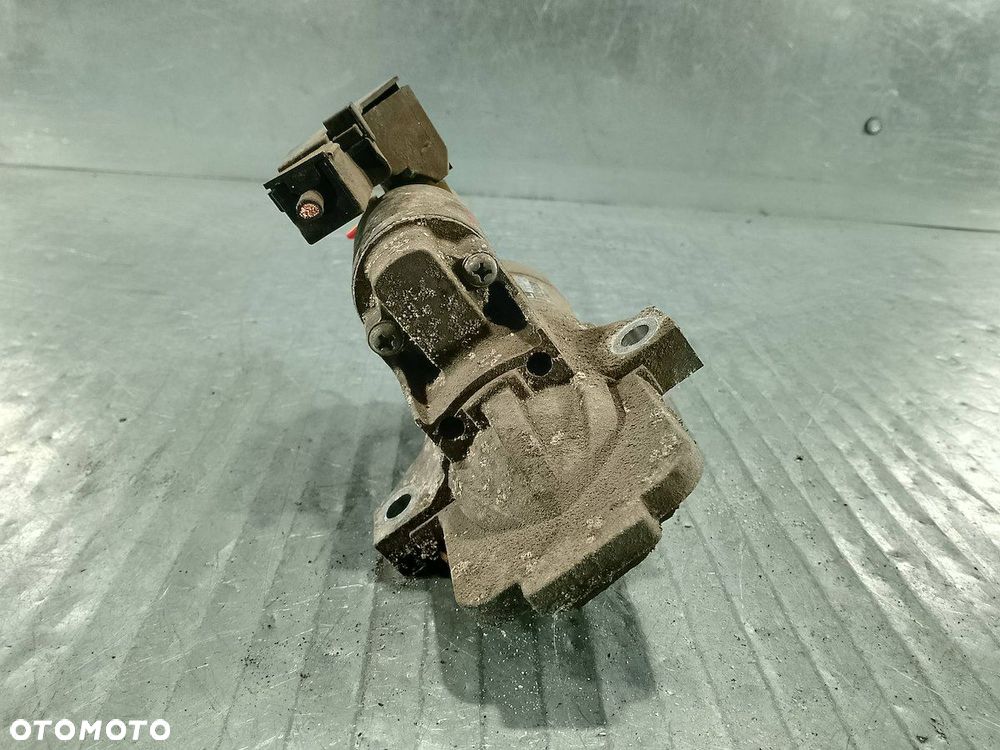 ROZRUSZNIK MAZDA 5 M000T90981 1.8 16V - 4