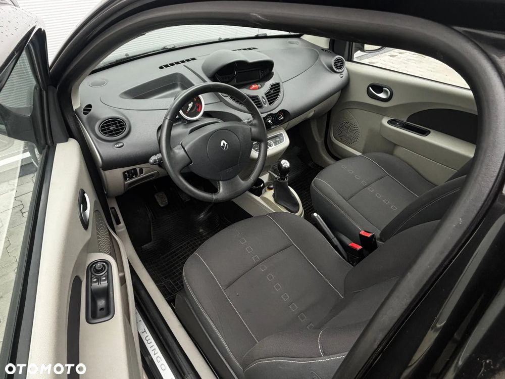 Renault Twingo 1.2 16V Night & Day - 6