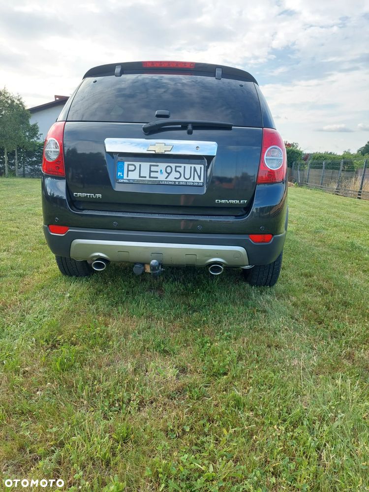 Chevrolet Captiva 2.0 d LT medium - 9