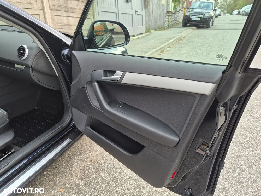 Audi A3 ack 1.6 S-tronic Ambiente - 16