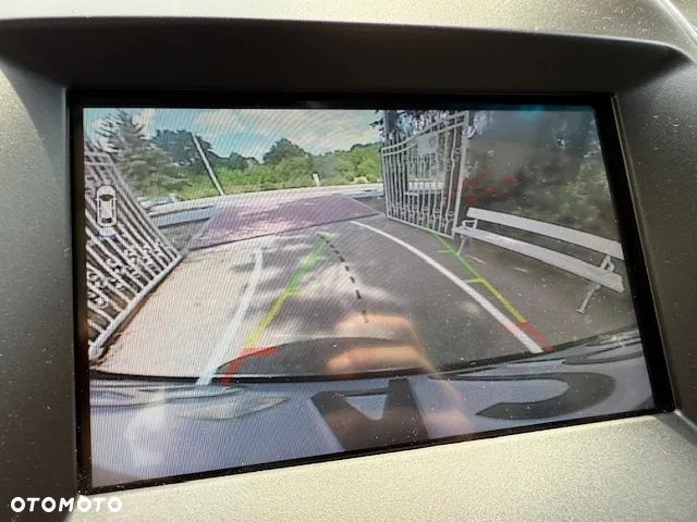 Ford Edge ver-2-0-ecoblue-twin--turbo-4wd-titanium - 15