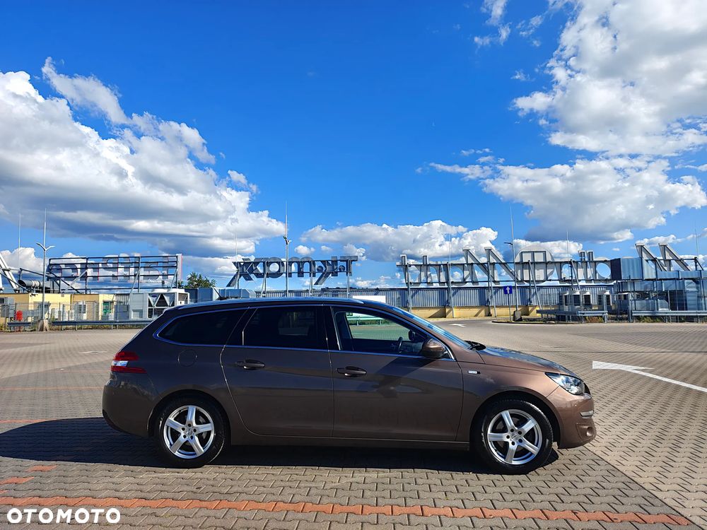 Peugeot 308 1.2 PureTech Style S&S - 4
