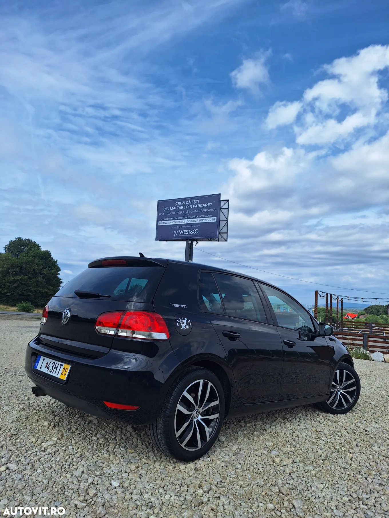 Volkswagen Golf 2.0 TDI Comfortline DSG - 19