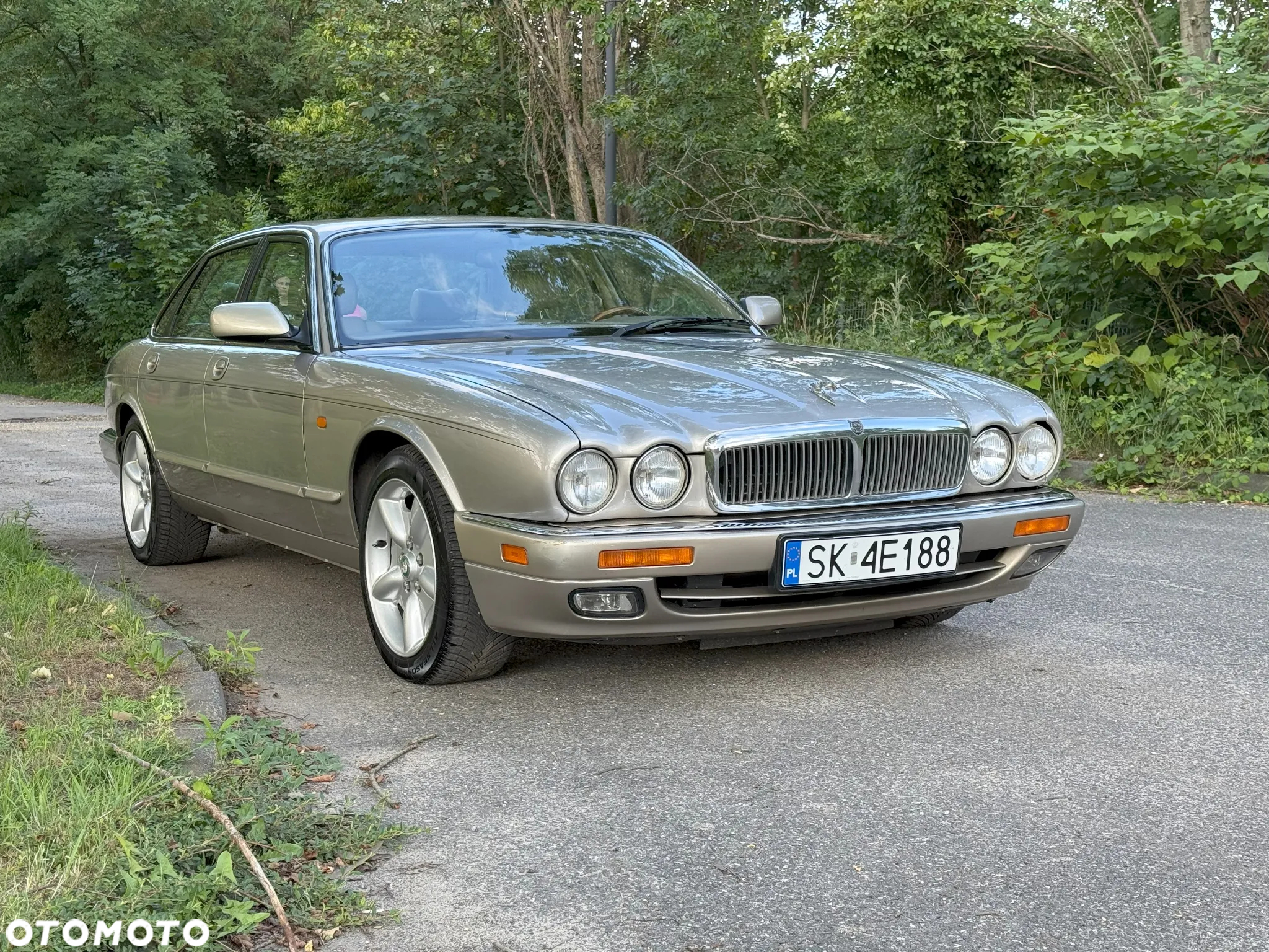Jaguar XJ - 2