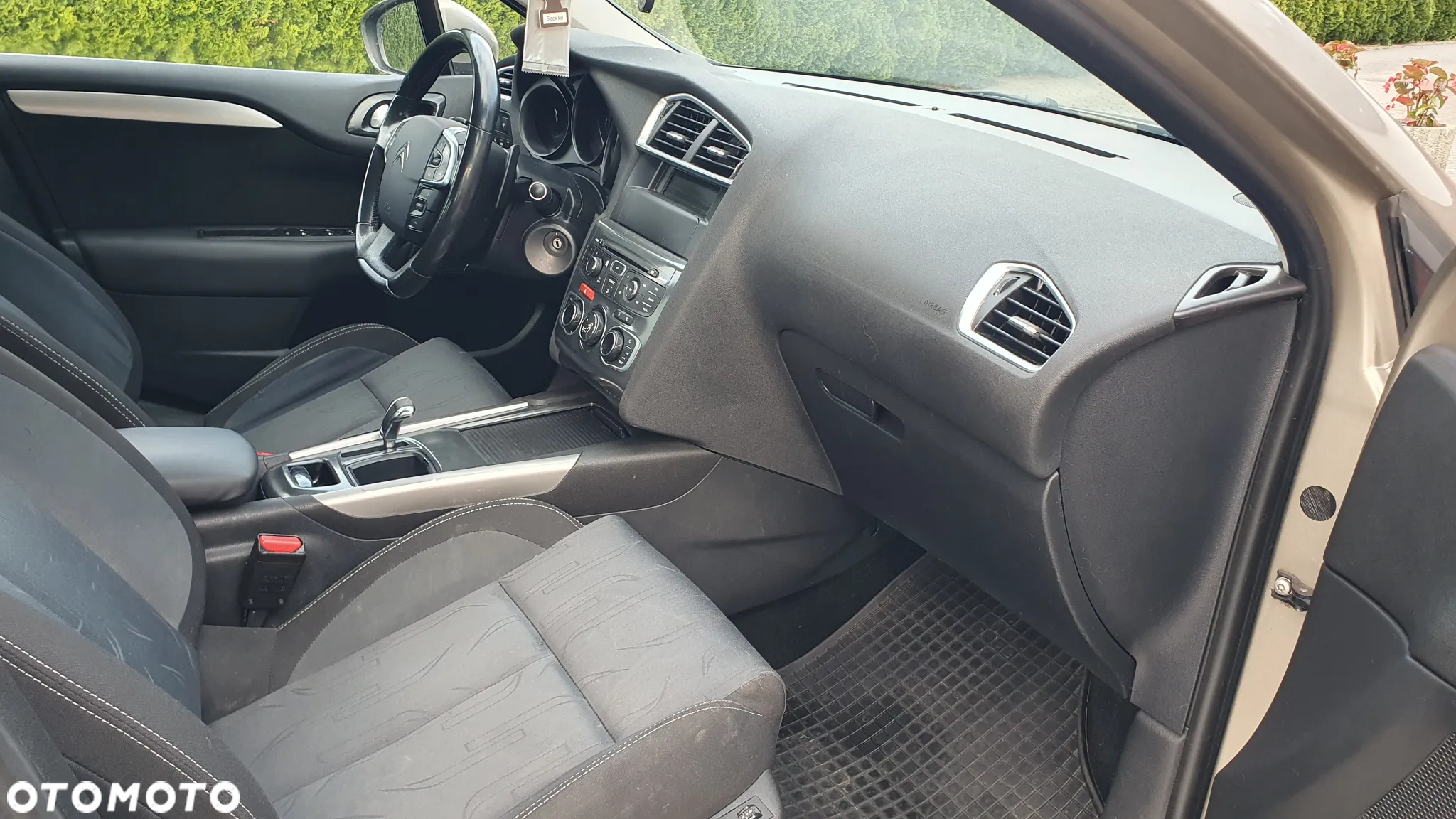 Citroën C4 - 8