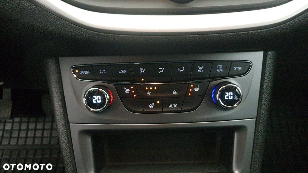 Opel Astra - 24