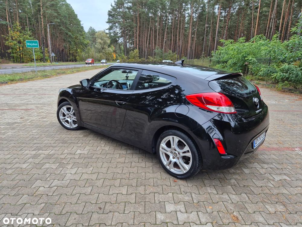 Hyundai Veloster 1.6 GDI Style - 9