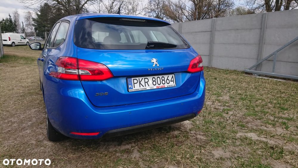 Peugeot 308 - 33