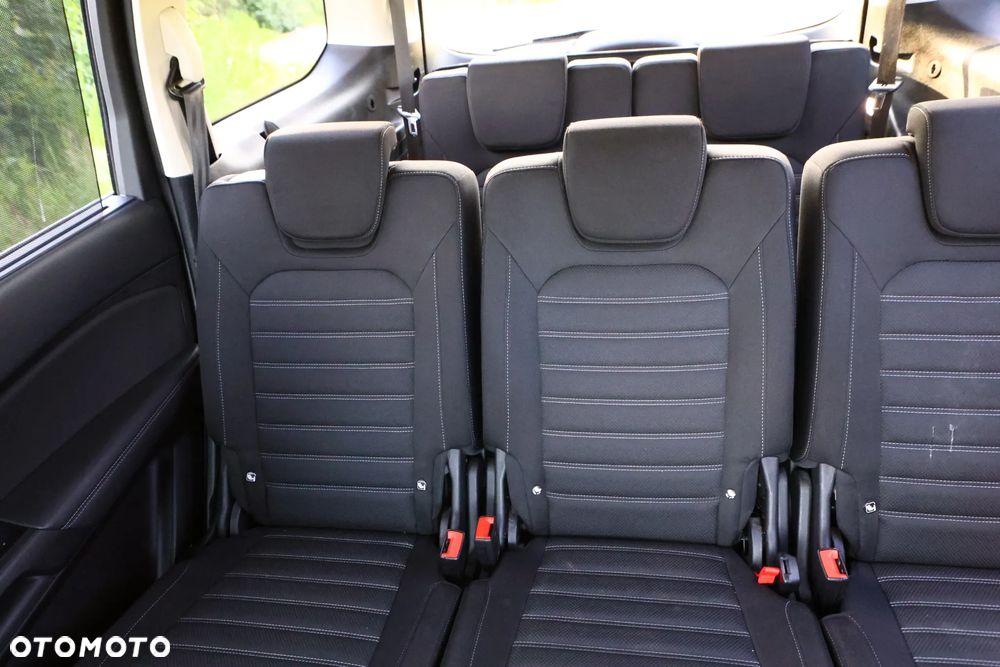 Ford Galaxy 1.5 EcoBoost Titanium - 24