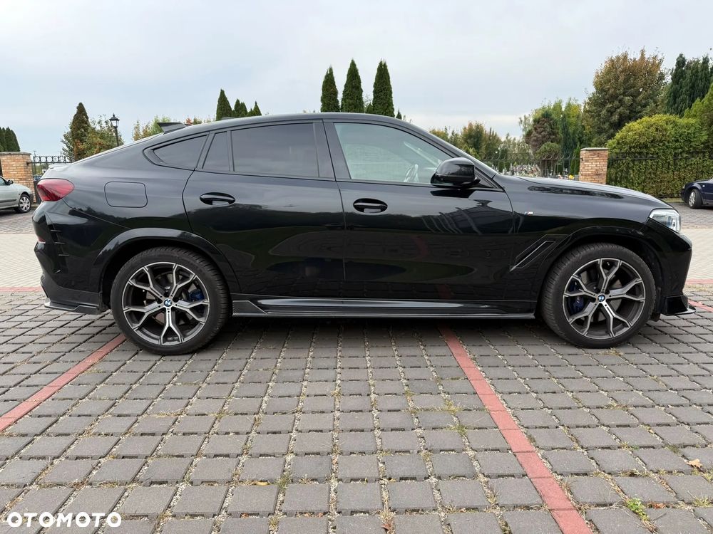 BMW X6 xDrive40d mHEV - 8
