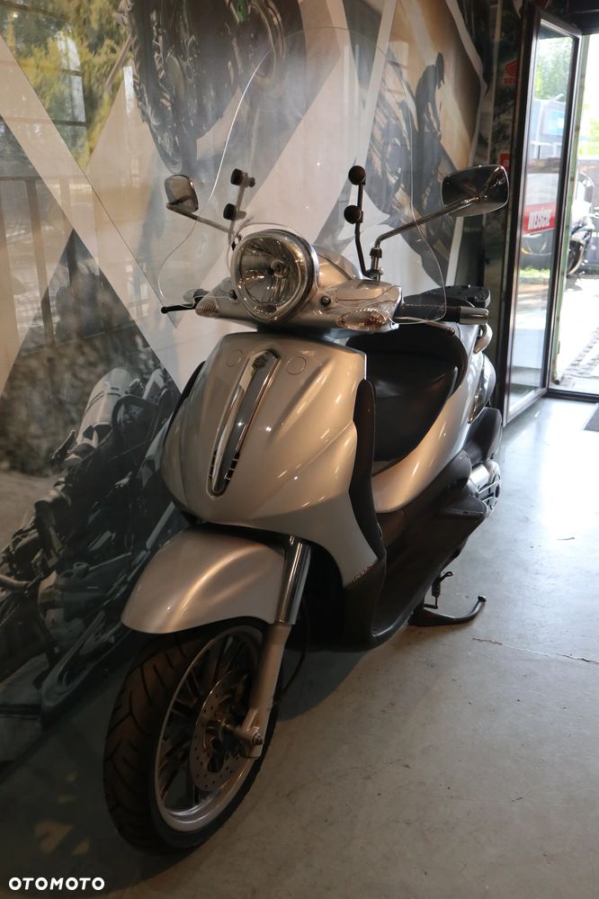 Piaggio Beverly - 5