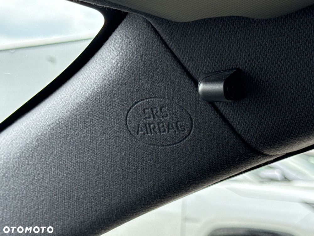 Toyota Corolla 2.0 Hybrid Comfort - 23