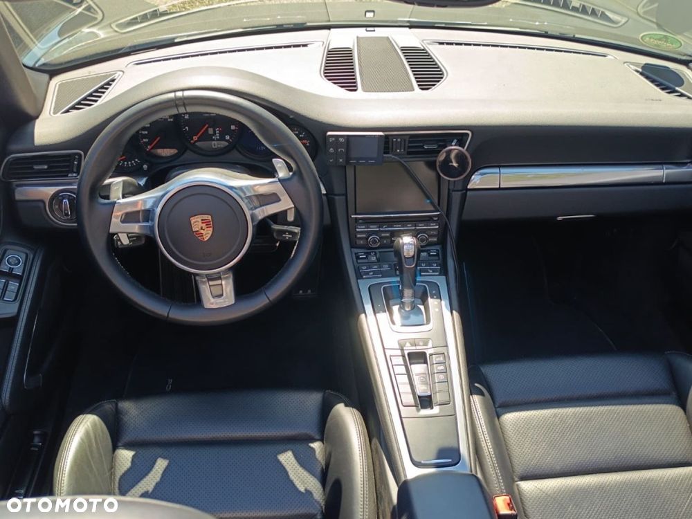 Porsche 911 - 26