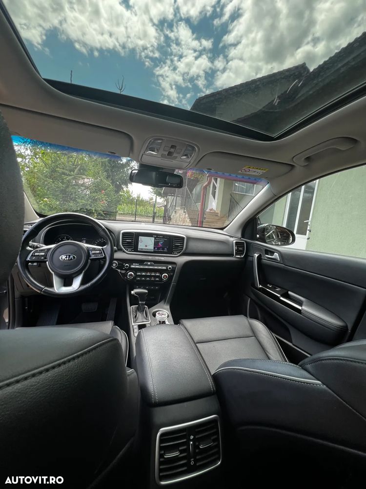 Kia Sportage 2.0 CRDI AWD Eco-Dynamics+ (48V M-H) Aut. PLATINUM - 13