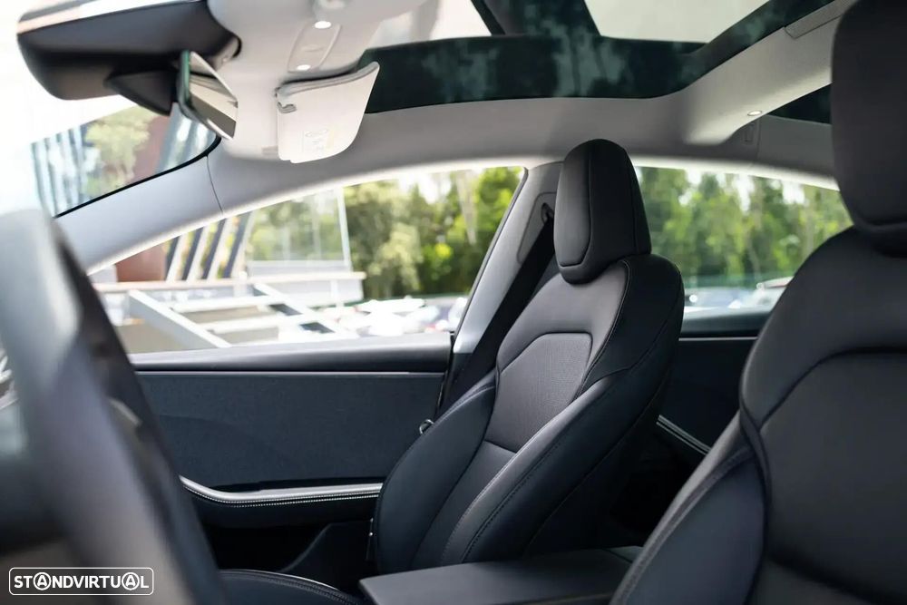 Tesla Model 3 Tração Traseira Premium - 28