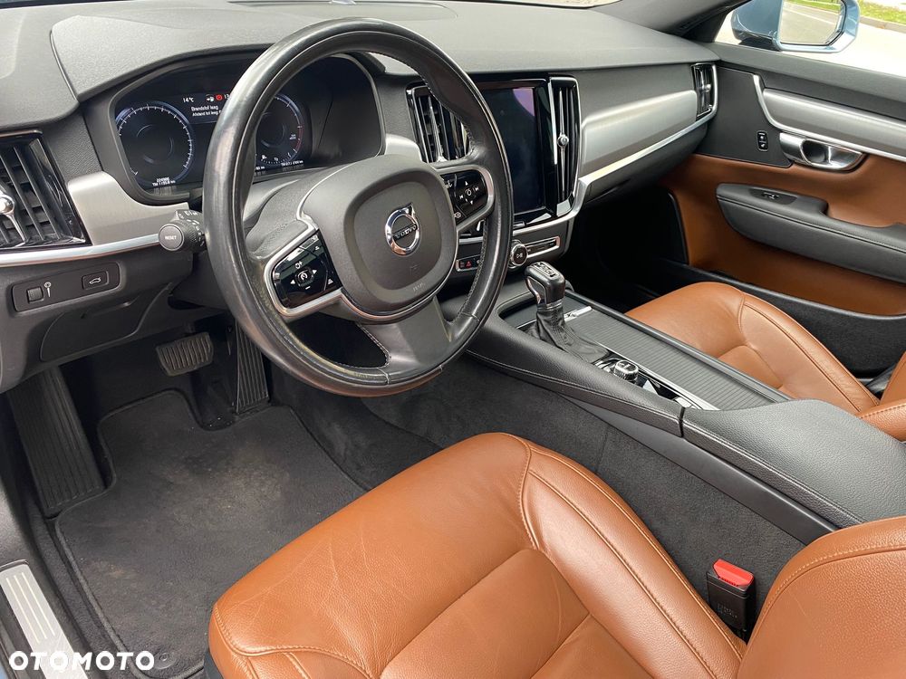Volvo V90 D4 Inscription - 12