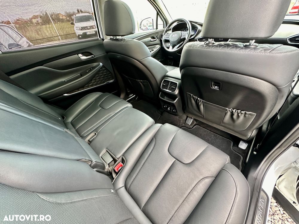 Hyundai Santa Fe 2.2 CRDi 4WD 8AT Luxury - 19