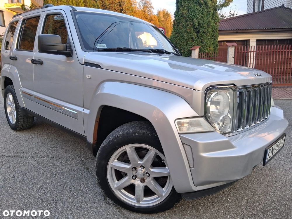 Jeep Cherokee - 4