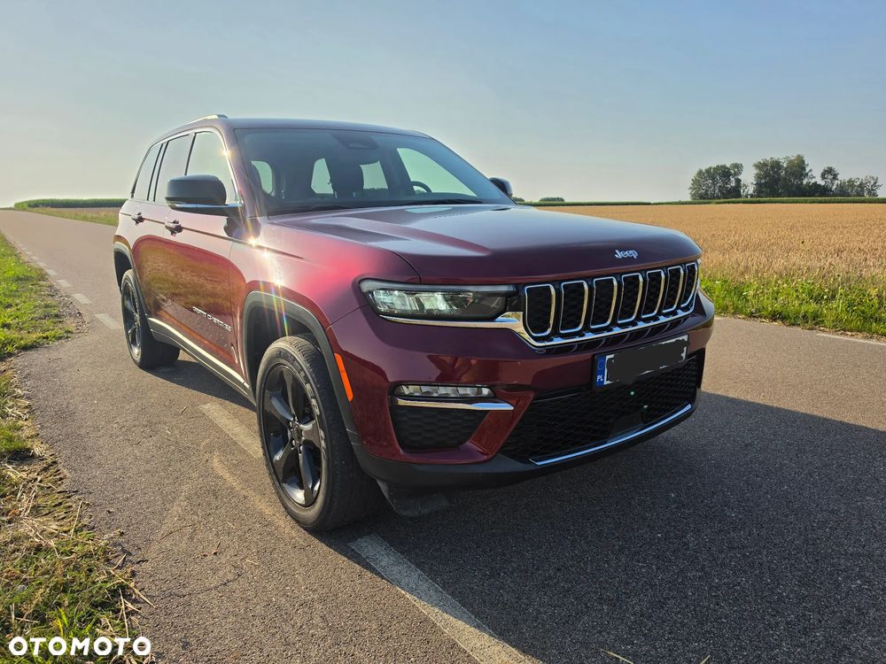 Jeep Grand Cherokee - 1