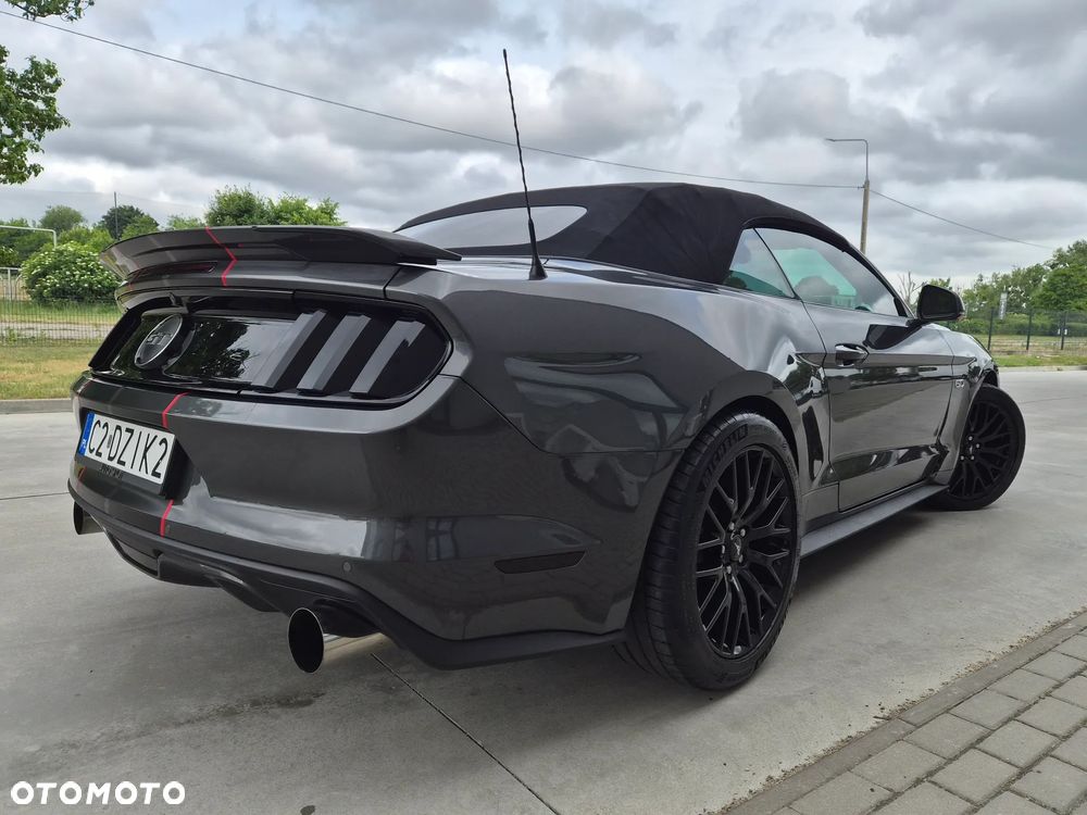 Ford Mustang - 5