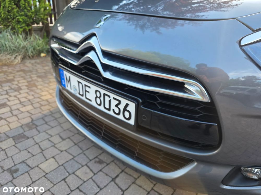 Citroën DS5 HDi 165 SportChic - 3