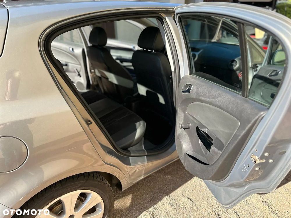 Opel Corsa - 12