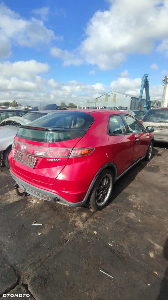 HONDA CIVIC VIII Hatchback 2006 1.8 140 KM  R18A2 R81 - 3