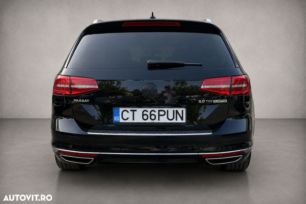 Volkswagen Passat - 4