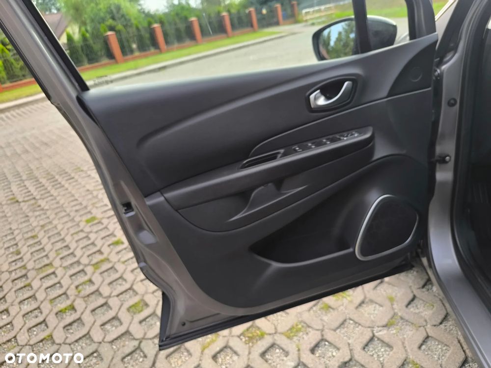 Renault Captur 1.2 Energy TCe Limited - 21