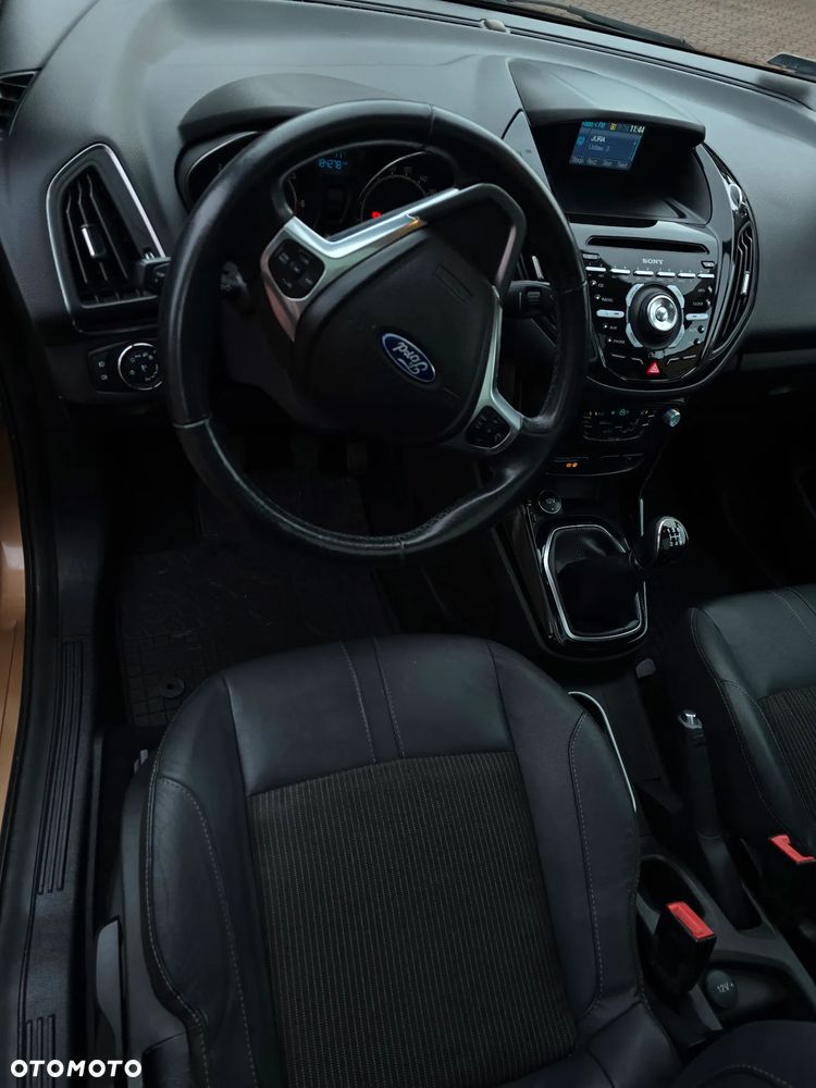Ford B-MAX 1.4 Titanium - 12