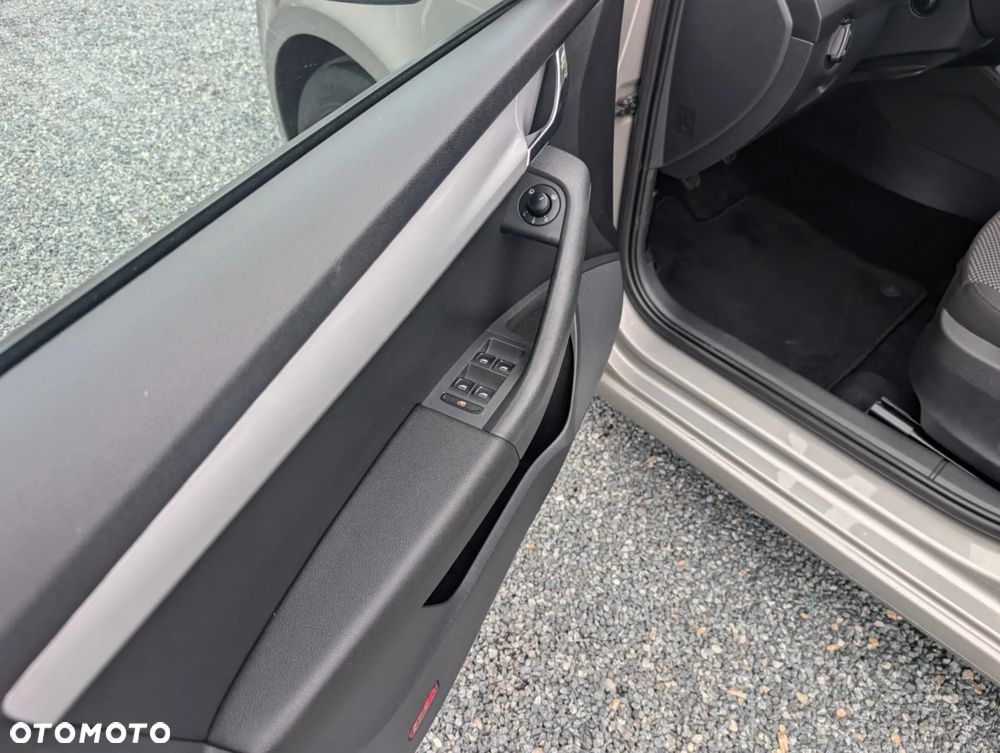 Skoda Octavia 1.4 TSI Ambition - 4