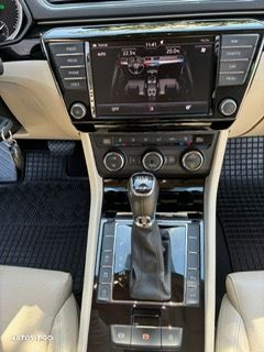 Skoda Superb 2.0 TDI DSG Laurin & Klement - 10