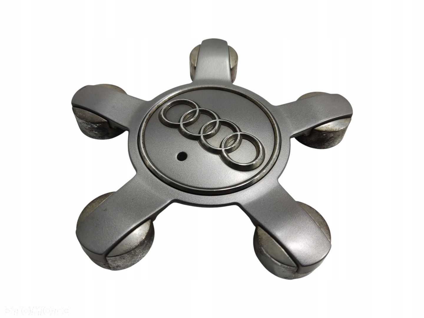 ORYGINALNY KOŁPAK DEKIELEK FELGI ALUMINIOWEJ AUDI Q5 I 8R 8R0601165 2008-16 - 1