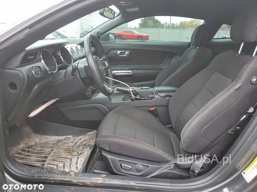 Ford Mustang 3.7 V6 - 2