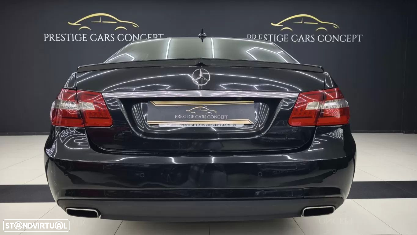 Mercedes-Benz E 220 - 17