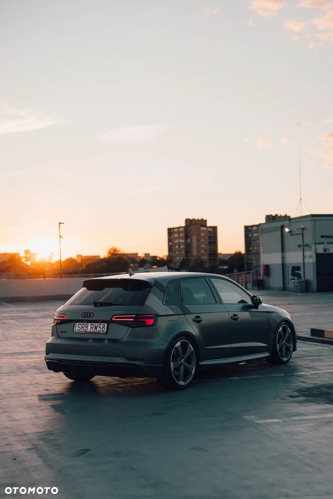 Audi RS3 Sportback - 15