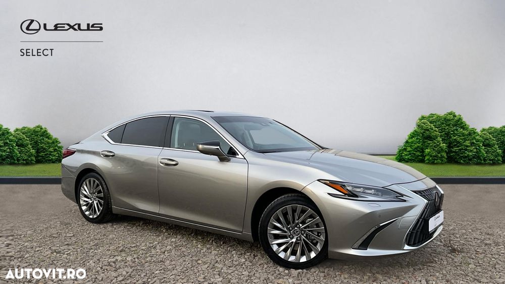 Lexus Seria ES 300h 2.5 TNGA HV 25H- 4X2 CVT Luxury - 6
