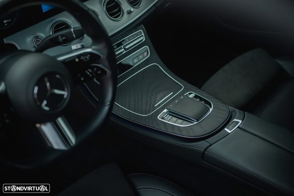 Mercedes-Benz E 300 de 9G-TRONIC AMG Line - 22