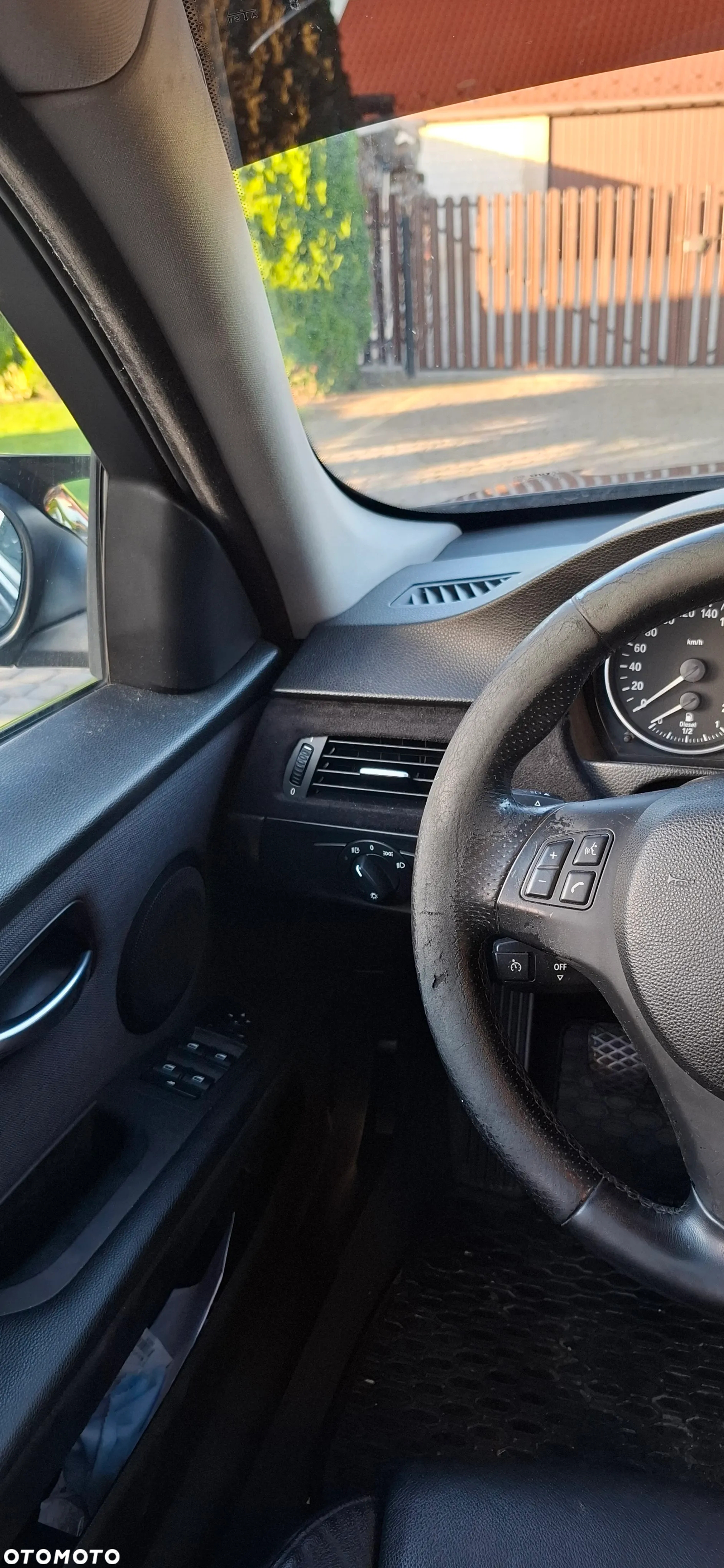 BMW Seria 3 320d - 15