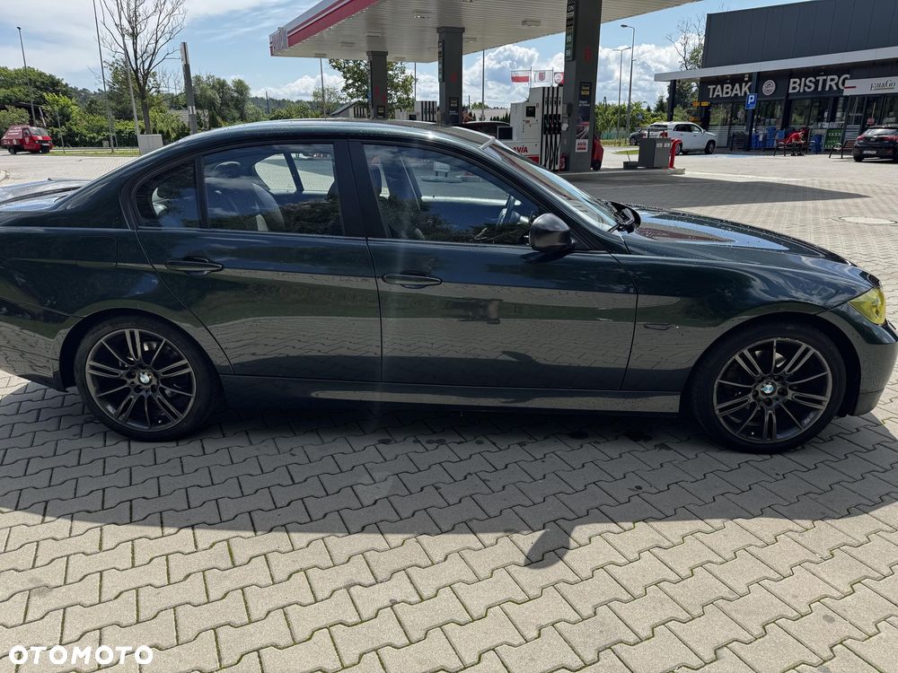 BMW Seria 3 320i - 1