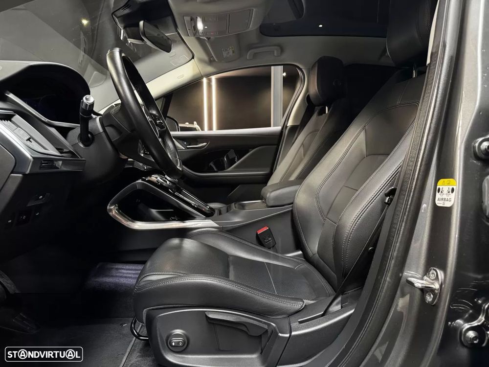 Jaguar I-Pace - 32