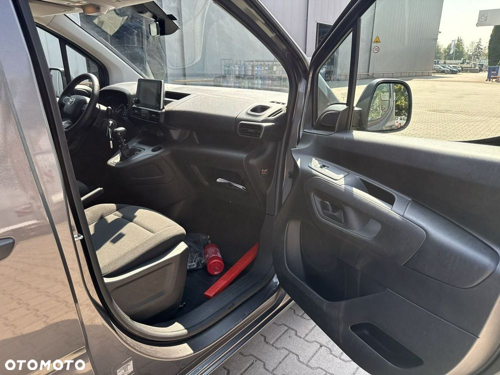 Toyota Proace City - 14