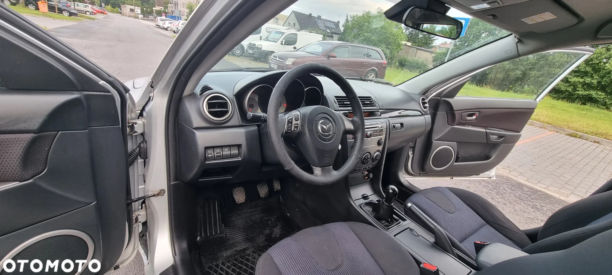 Mazda 3 - 17