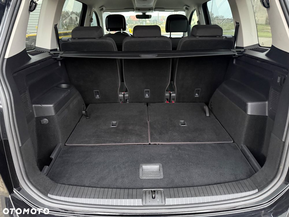 Volkswagen Touran 1.6 TDI BMT SCR Comfortline - 33