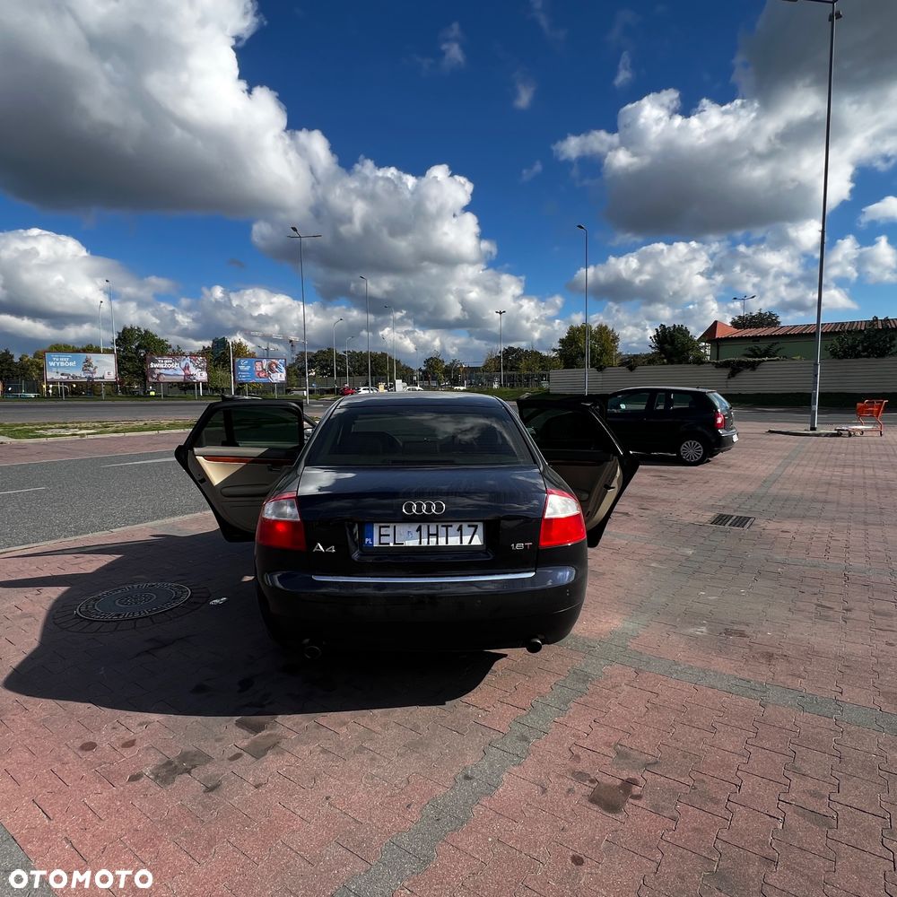 Audi A4 - 8