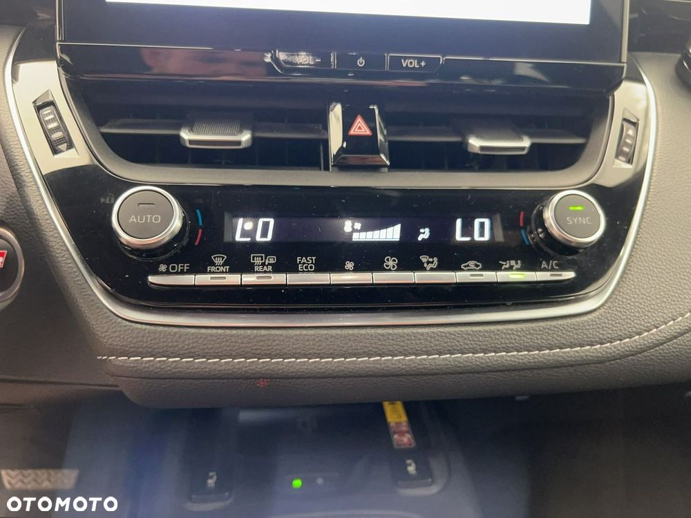 Toyota Corolla - 21